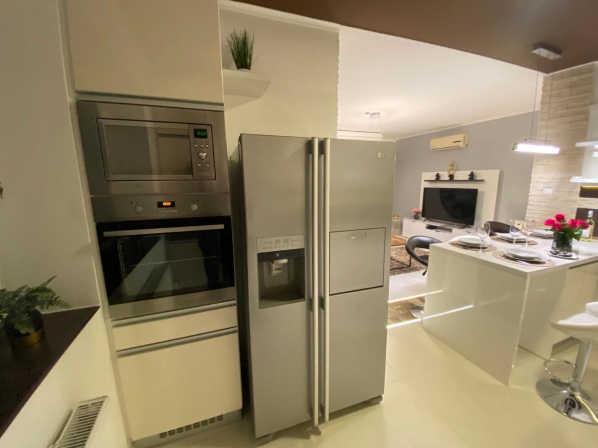Renko Apartman Мисколк Екстериор снимка