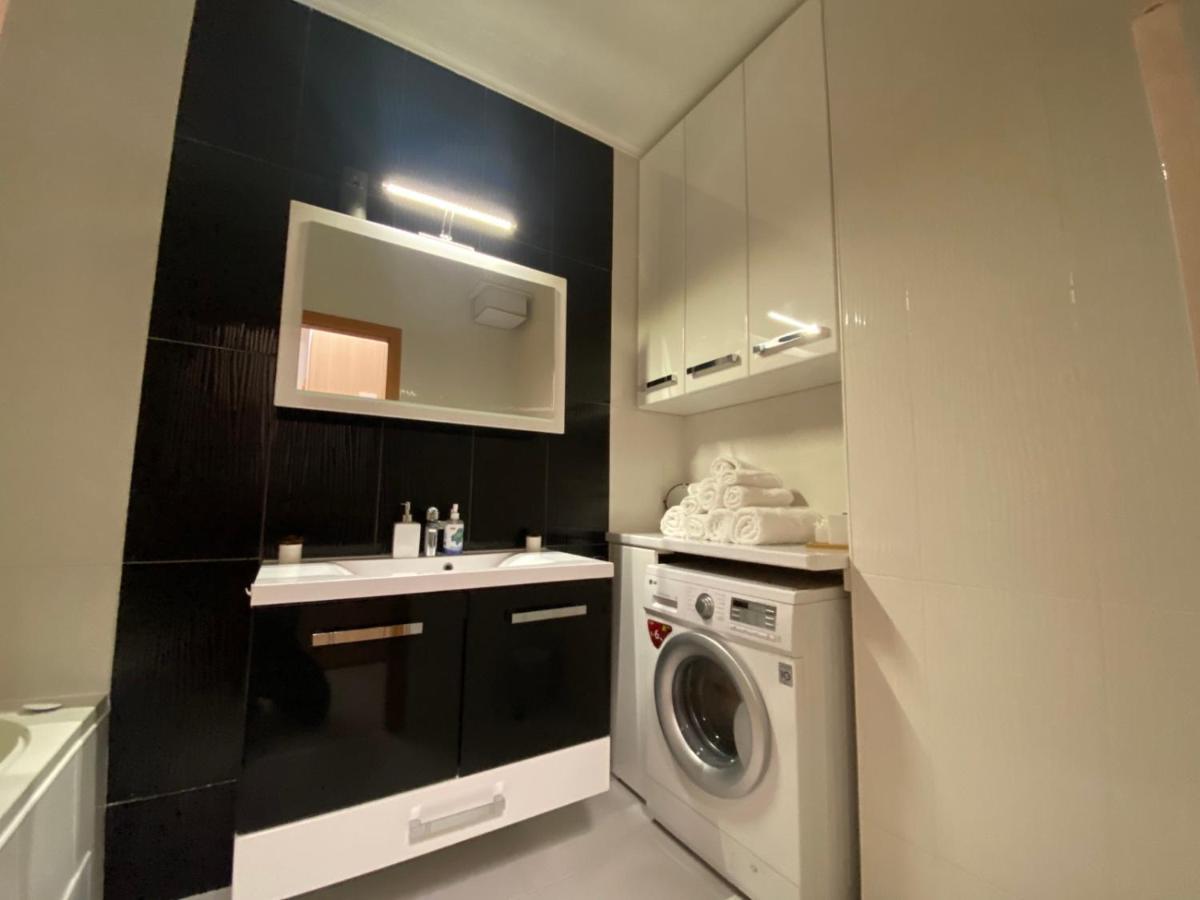 Renko Apartman Мисколк Екстериор снимка